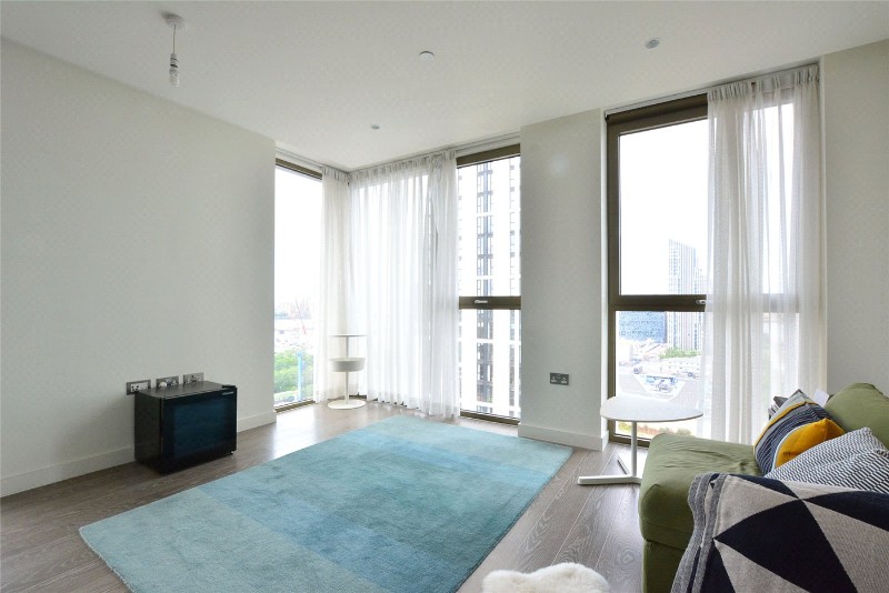 Pilot Walk, London, SE10