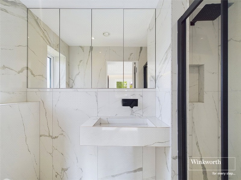 Old Brewery Court, 12a Omers Rise, Burghfield Common, Reading, RG7