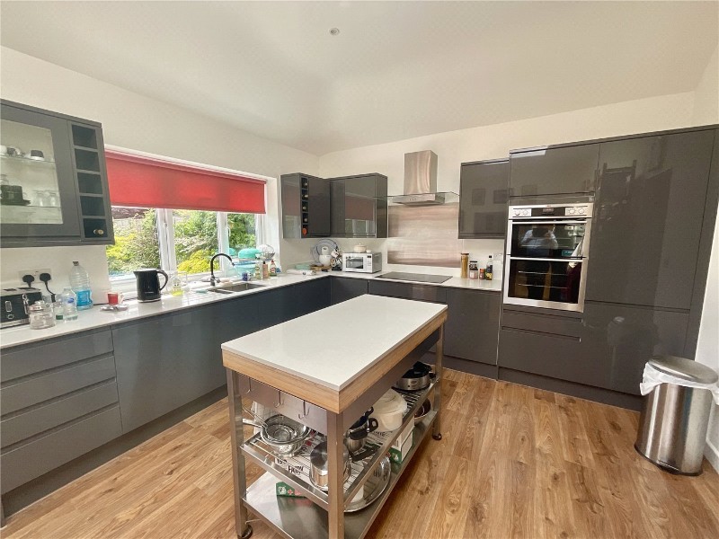 Ridgefield Gardens, Highcliffe, Dorset, BH23