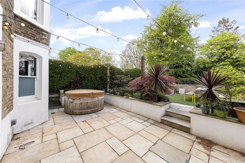 Belvedere Road, London, SE19