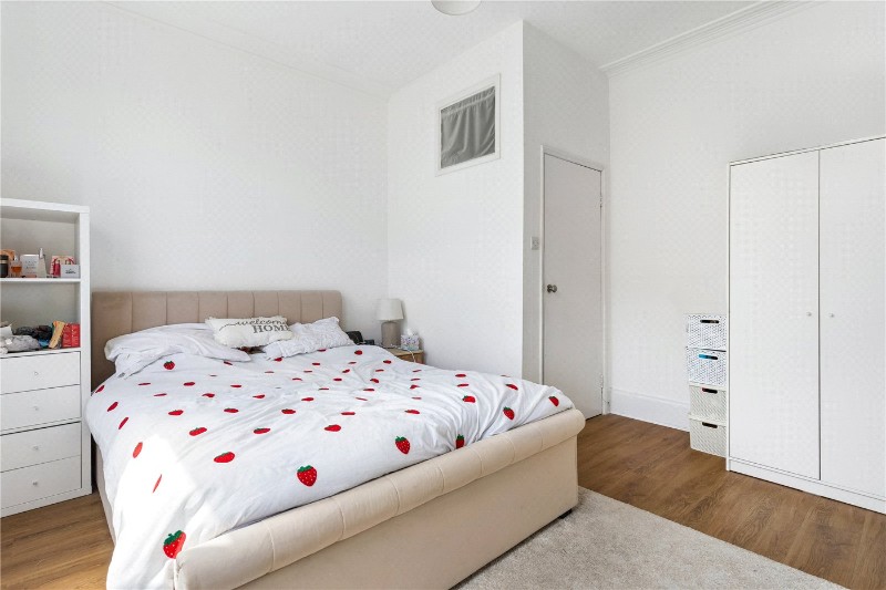 Gambole Road, London, SW17