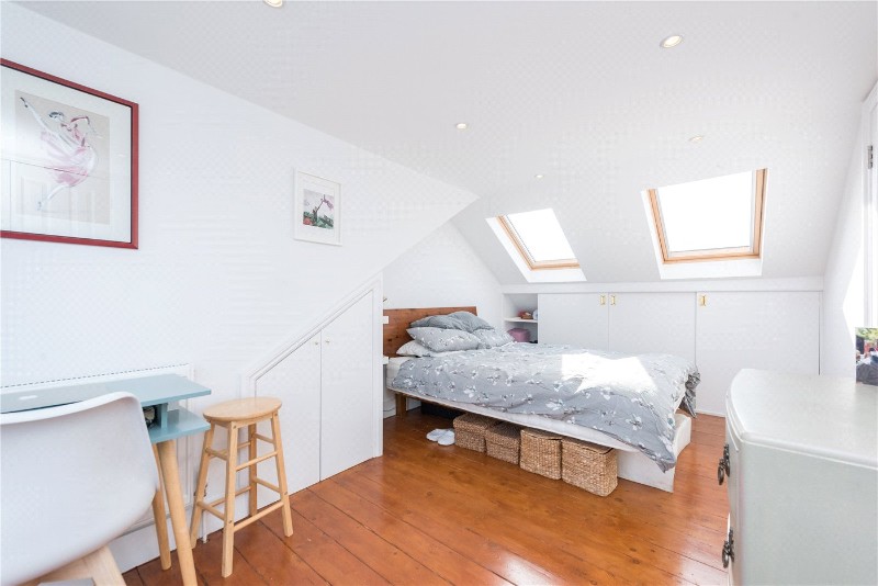 Bathurst Gardens, London, NW10