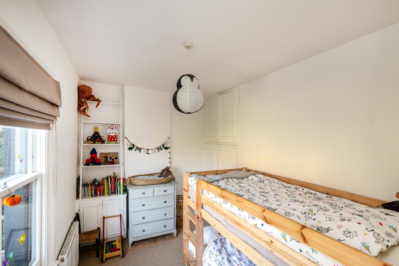 St. Quintin Avenue, London, W10