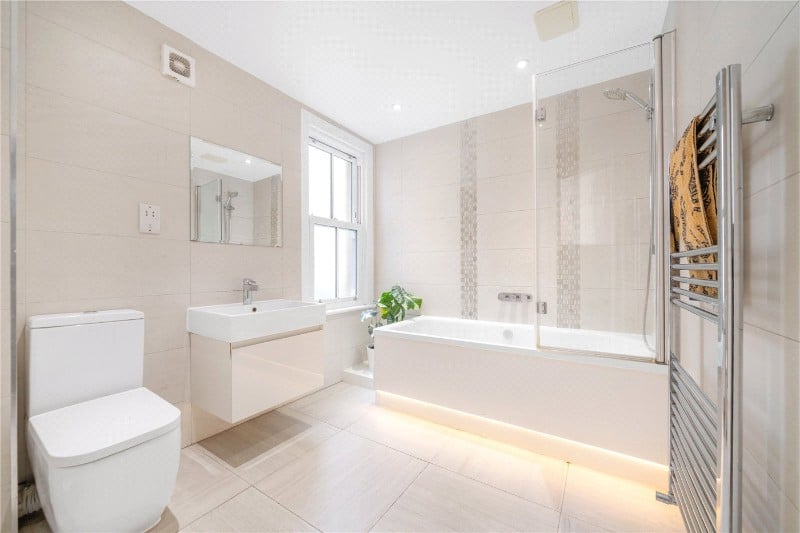 Amott Road, Peckham Rye, London, SE15