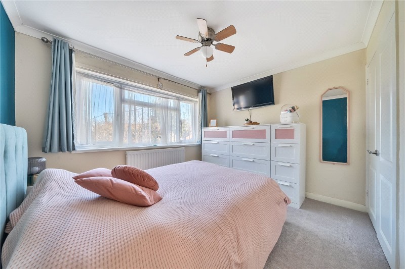 Copnor Close, Woolton Hill, Newbury, Hampshire, RG20