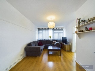 St. Mark&#39;s Hill, Surbiton, KT6