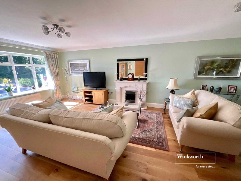 Hurstbourne Avenue, Highcliffe, Christchurch, BH23