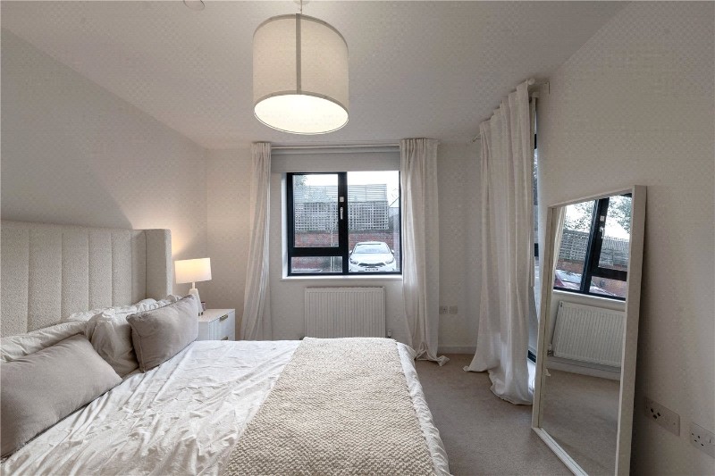 Beales Lane, Weybridge, Surrey, KT13