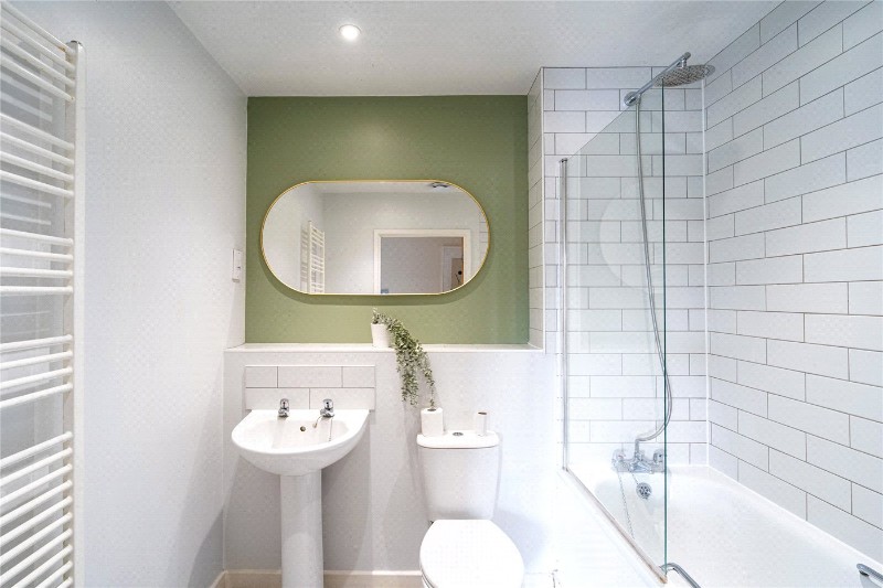 Curtis Field Road, London, SW16