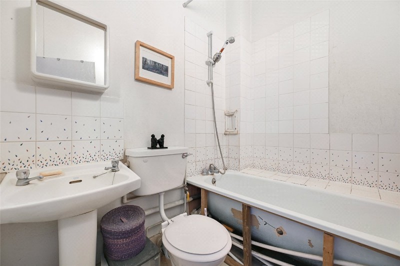 Askew Road, London, W12
