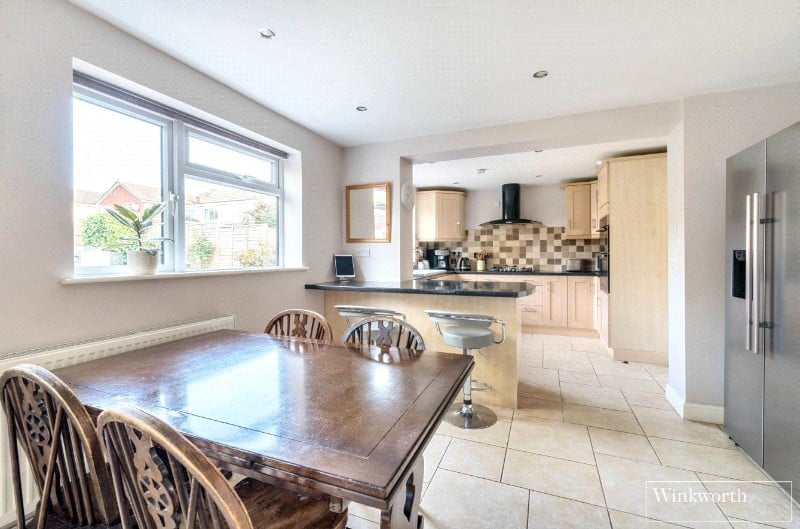 Yaverland Drive, Bagshot, Surrey, GU19