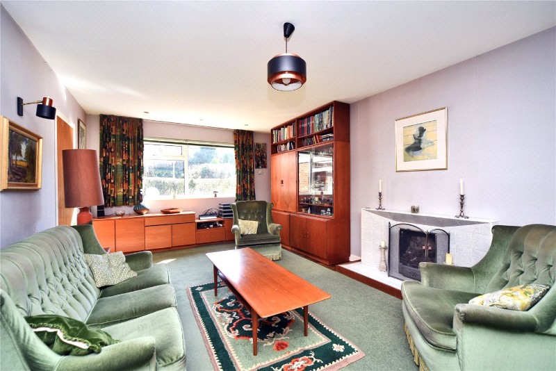 Heights Close, Banstead, Surrey, SM7