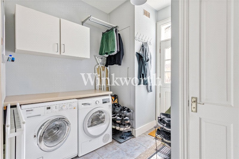 Lakeside Road, London, N13