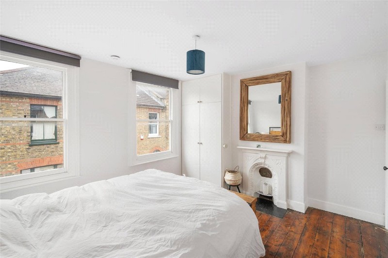 Carberry Road, London, SE19
