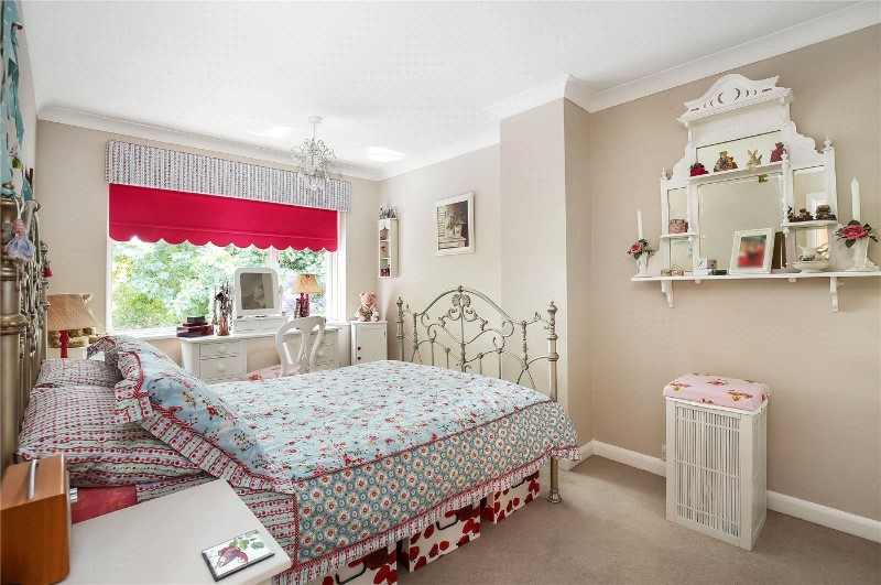 Eling Close, Winchester, Hampshire, SO22