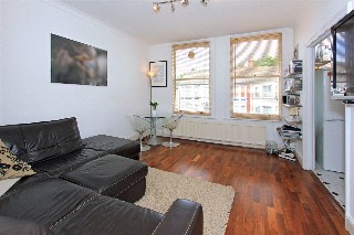Station Road, Finchley, London, N3