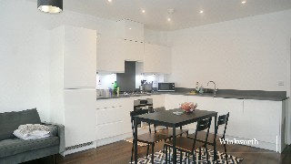 Collison Avenue, Barnet, EN5