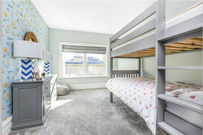 Beverley Road, Barnes, London, SW13