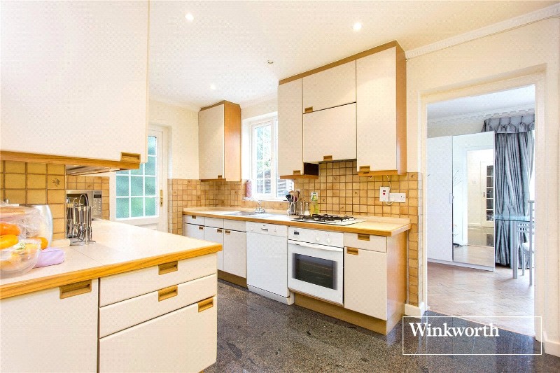 Hendon Avenue, Finchley, London, N3