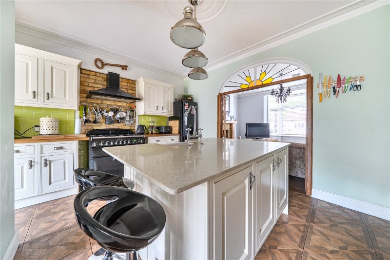 Recreation Avenue, Leigh-on-Sea, Essex, SS9