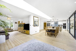 Biscoe Way, Lewisham, London, SE13