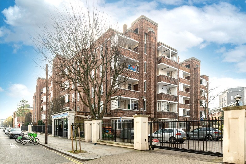 Southern Row, London, W10