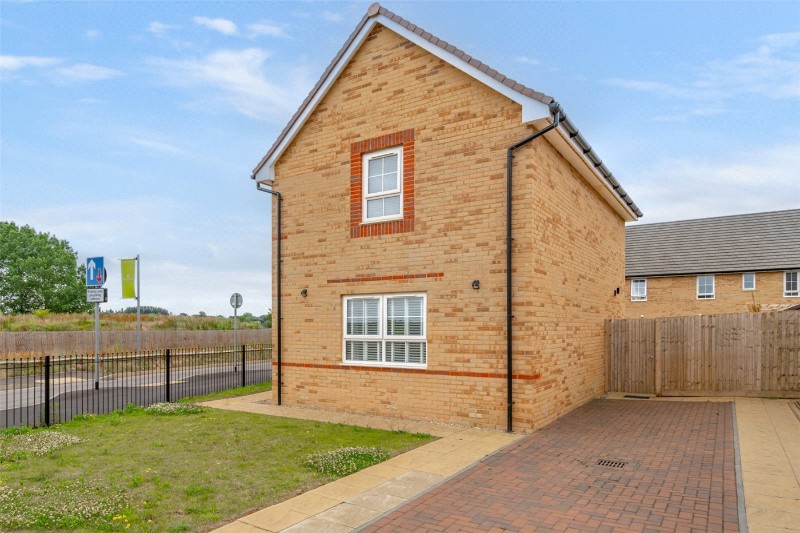 Strickland Way, Wimborne, Dorset, BH21