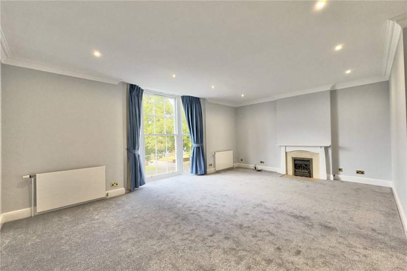 Warwick Road, Beaconsfield, HP9