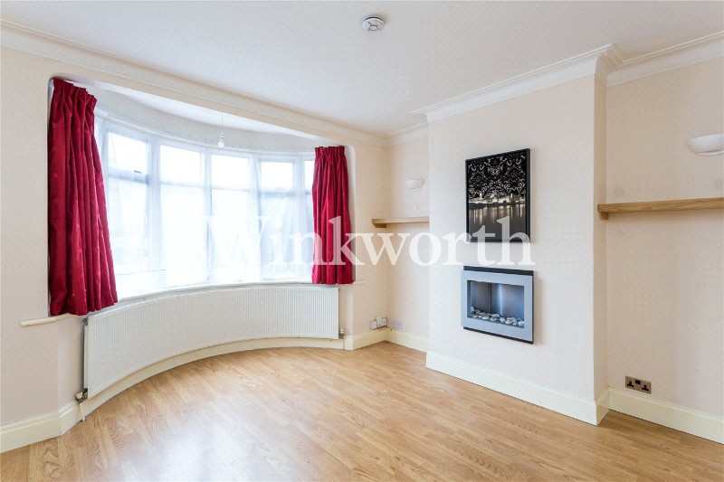 Conway Gardens, Enfield, EN2