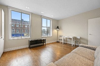Uxbridge Road, Shepherds Bush, London, W12