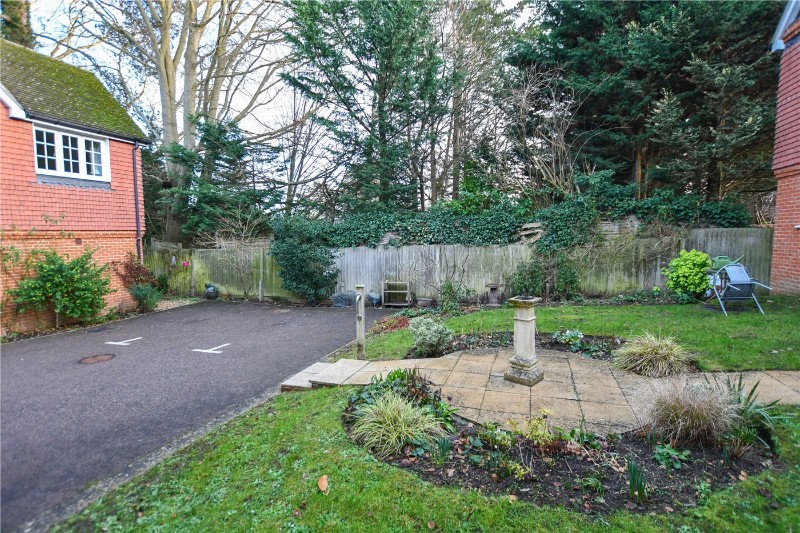 Harding Place, Wokingham, Berkshire, RG40