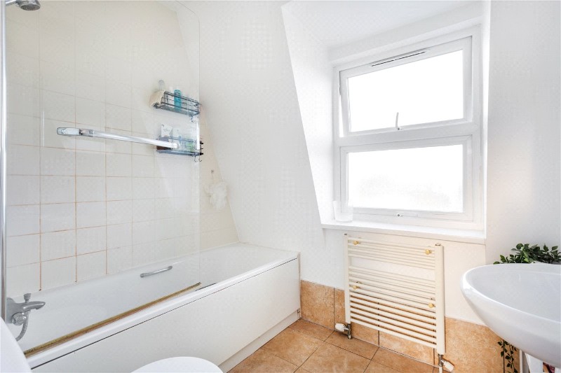 Dafforne Road, London, SW17