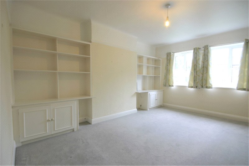Gloucester Court, Kew Road, Richmond, TW9