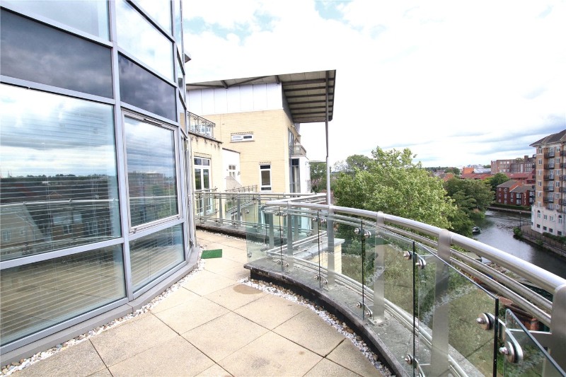 The Meridian, Kenavon Drive, Reading, Berkshire, RG1