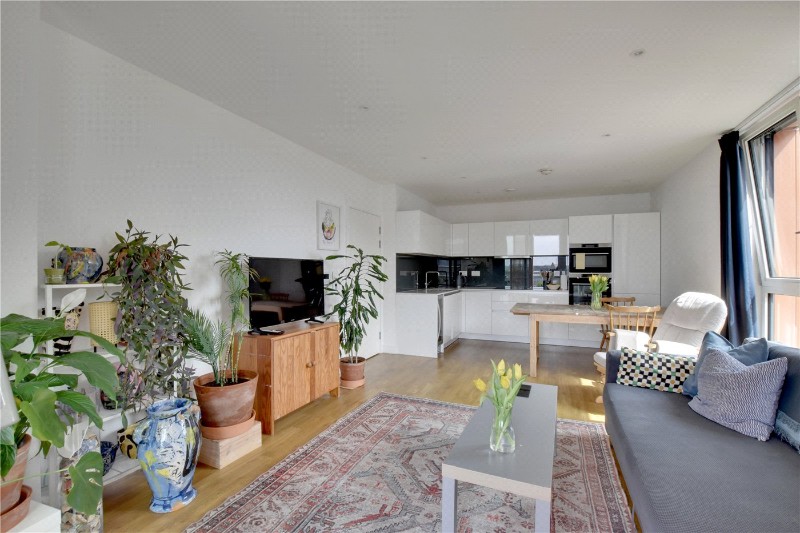 Gordian Apartments, 34 Cable Walk, Greenwich, London, SE10