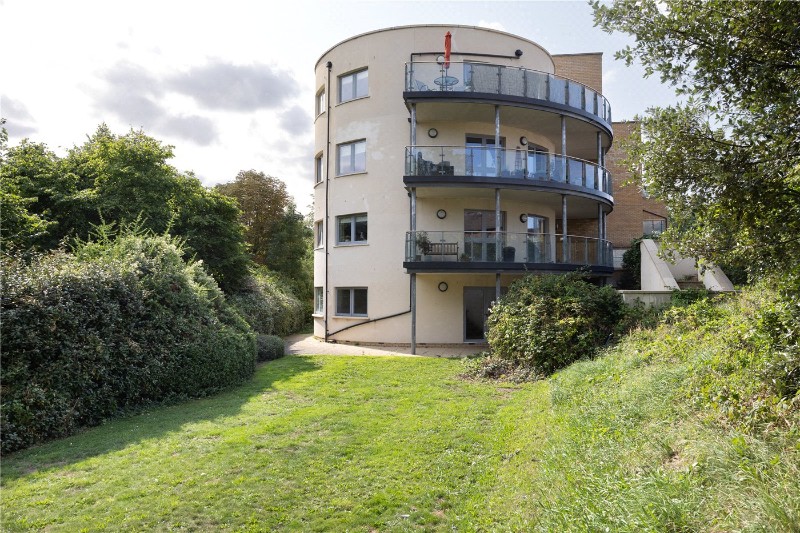 Dryburgh Road, London, SW15
