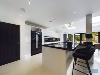 Cranes Drive, Surbiton, KT5