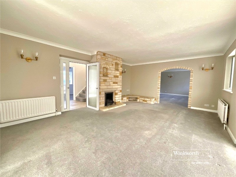 Vecta Close, Friars Cliff, Christchurch, Dorset, BH23