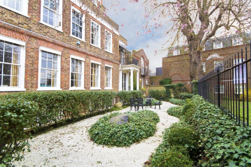 Lower Mall, London, W6