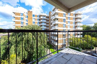 Gipsy Lane, London, SW15