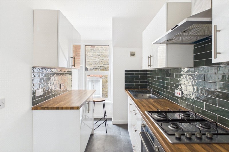 Gleneagle Road, London, SW16