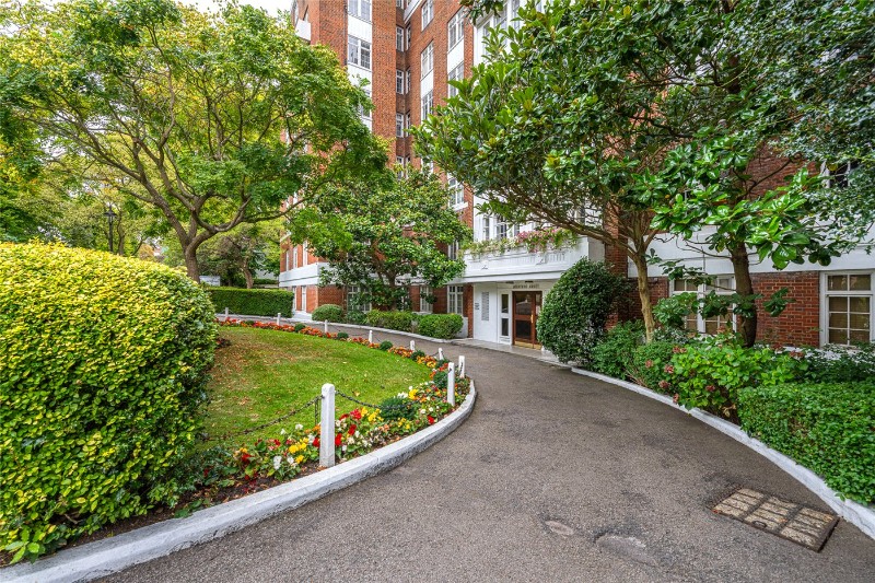 Langford Court, Abbey Road, St John&#39;s Wood, London, NW8