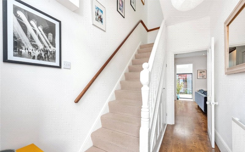 Hewitt Avenue, London, N22