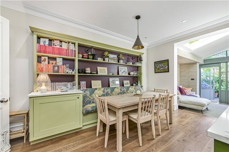 Melville Road, London, SW13