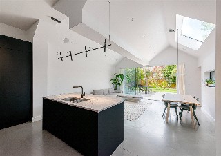 Kings Road, London, NW10