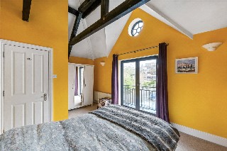 Liverpool Grove, London, SE17