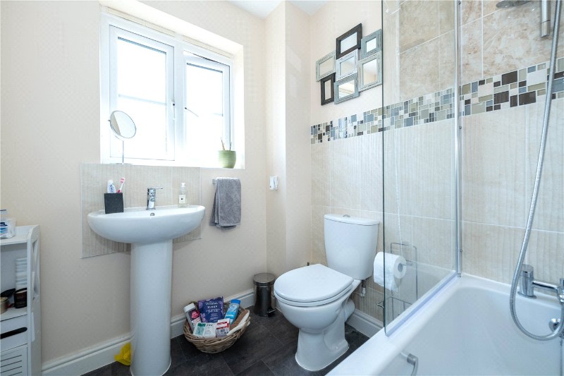 Witham Crescent, Bourne, Lincolnshire, PE10