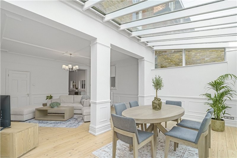 Melville Road, Barnes, London, SW13