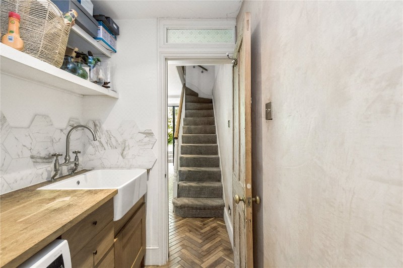 Nevill Road, London, N16