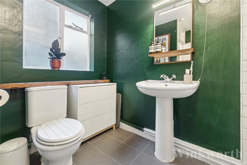 Colls Road, London, SE15